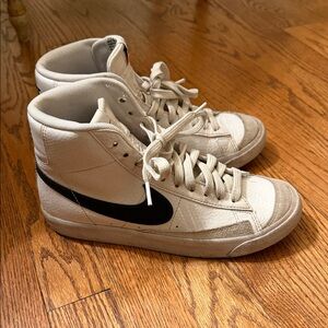 Nike High-Top Sneakers size 5.5 Y
